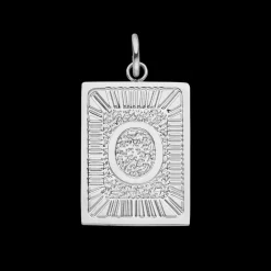 Charm Letter Q