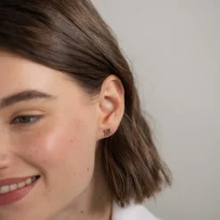 Earring N