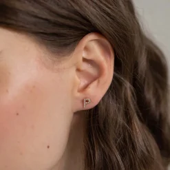 Earring P
