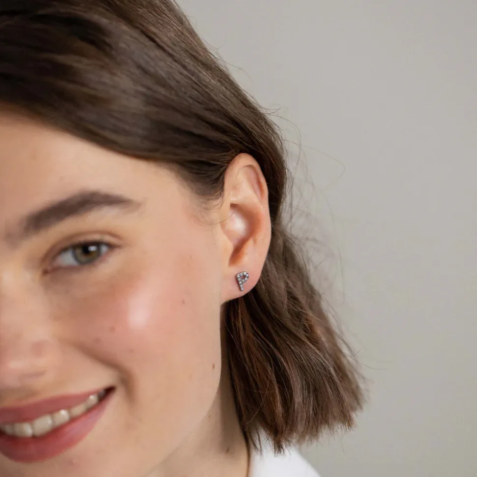 Earring P