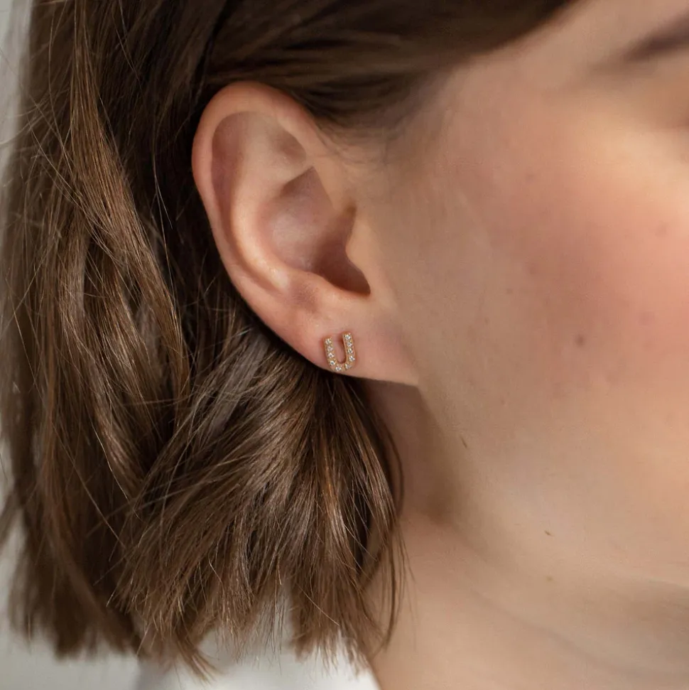 Earring U