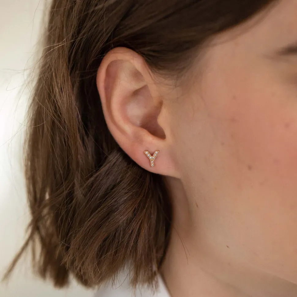 Earring Y