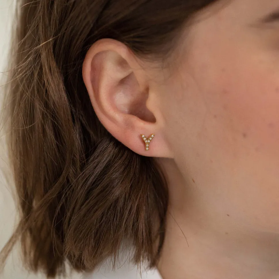 Earring Y