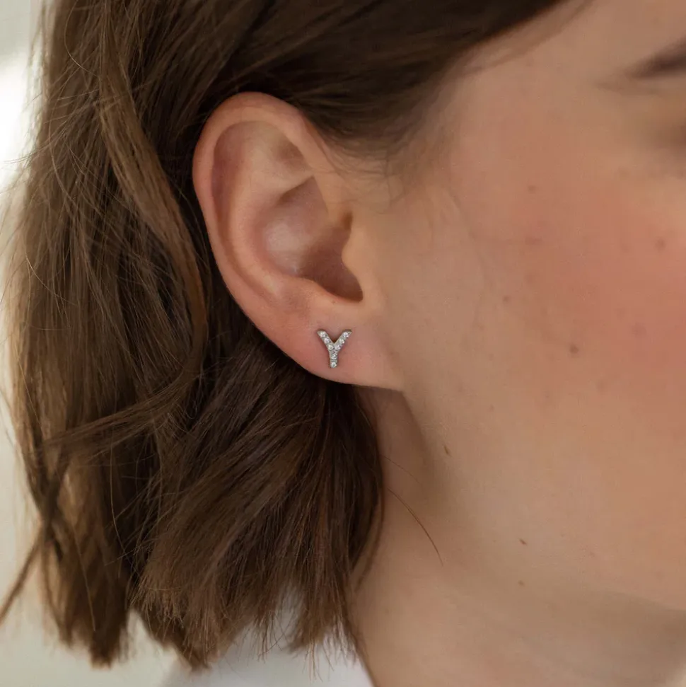 Earring Y