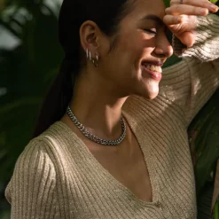 Lovely Glitter Necklace