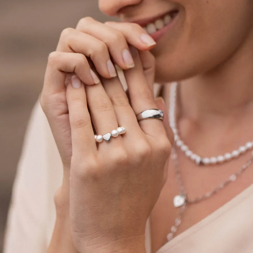 Lovely Ring
