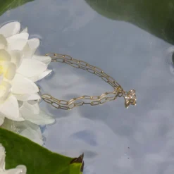 Mahina Club Lotus Charm