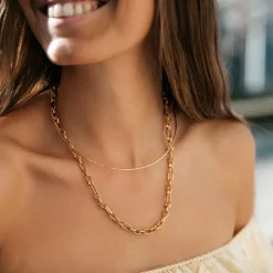 Necklace Fashion Show